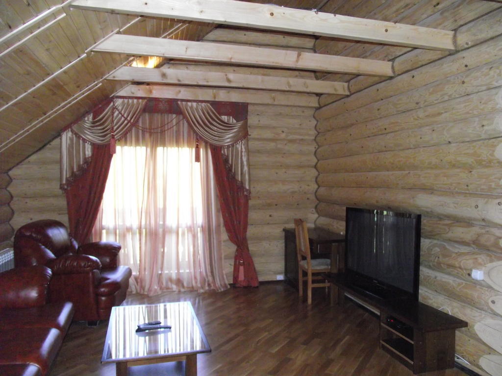 Spa Hotel Zoryani Karpaty Vyshka Phòng bức ảnh
