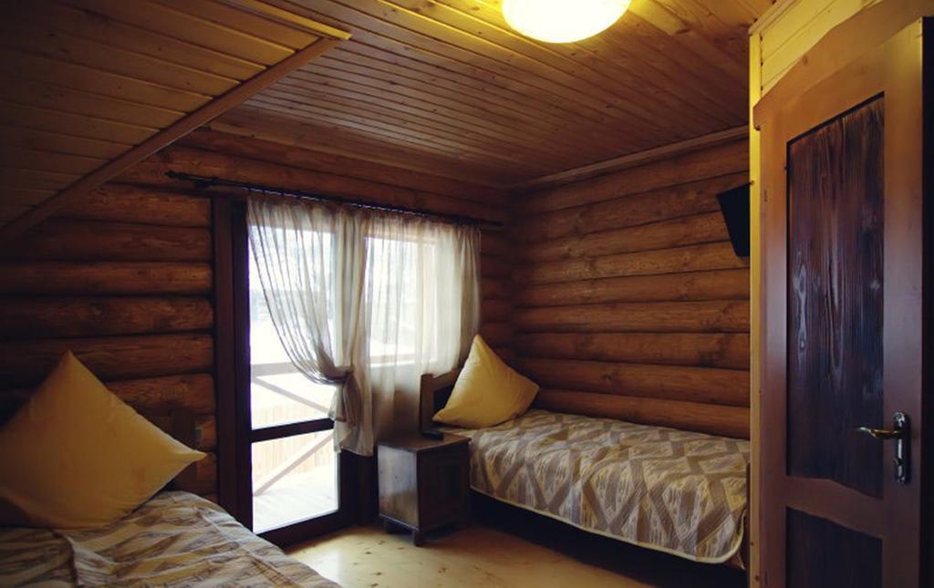 Spa Hotel Zoryani Karpaty Vyshka Phòng bức ảnh